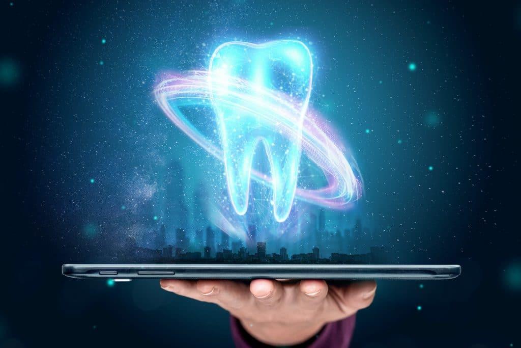 دور التكنولوجيا في تحسين تجربة المريض في عيادات الأسنان 2025